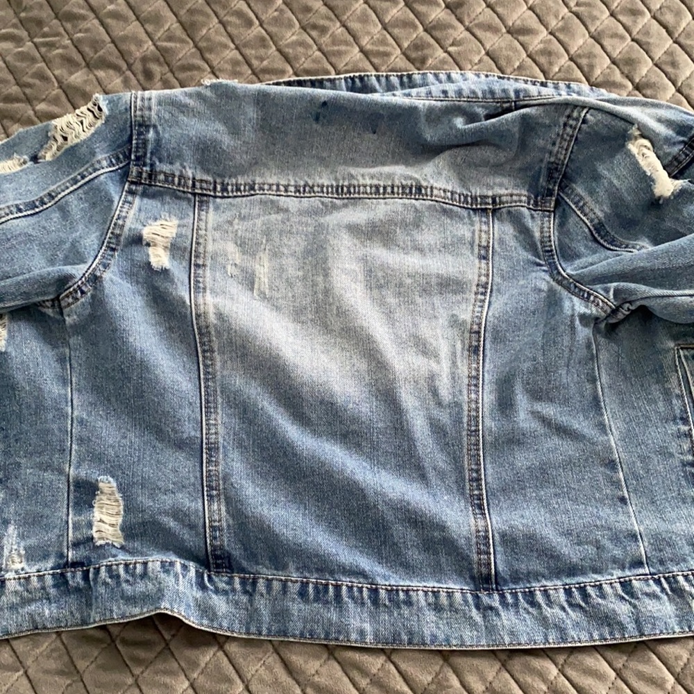 Jacket - Picture 3 of 4